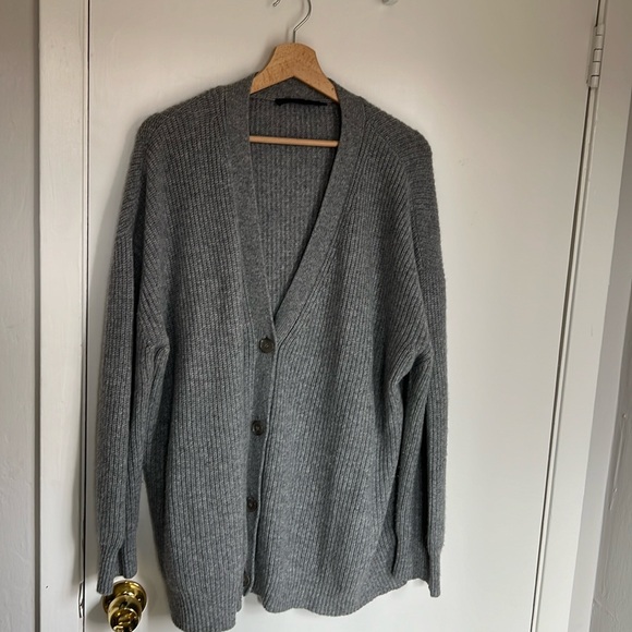 JENNI KAYNE Cashmere Cocoon Cardigan in Heather Grey - Picture 6 of 9